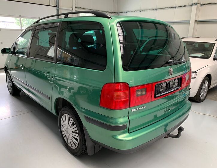 Volkswagen Sharan 4