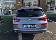 Hyundai i30 4