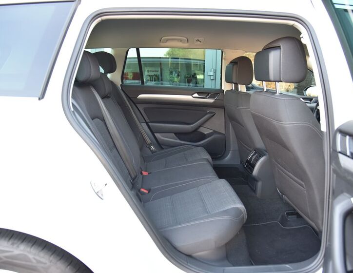Volkswagen Passat 23
