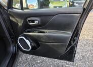 Jeep Renegade 32