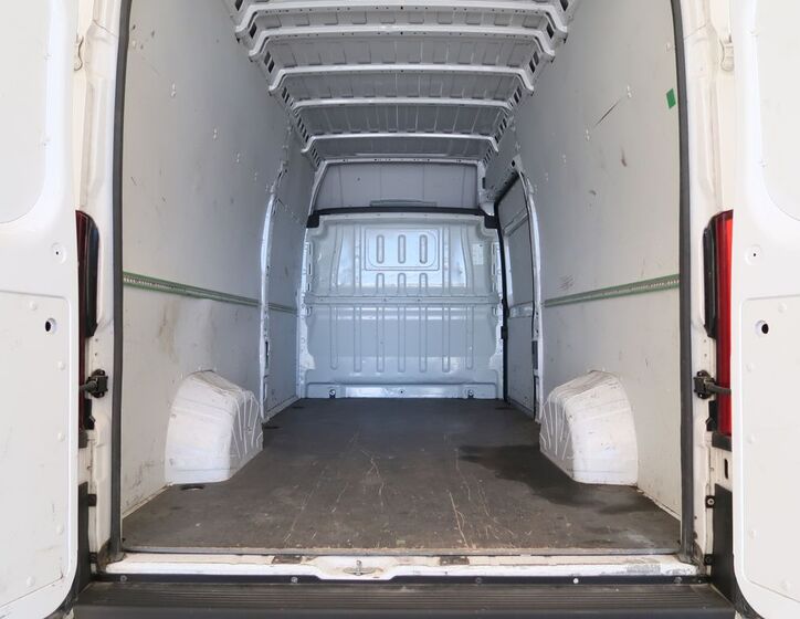 Opel Movano 13