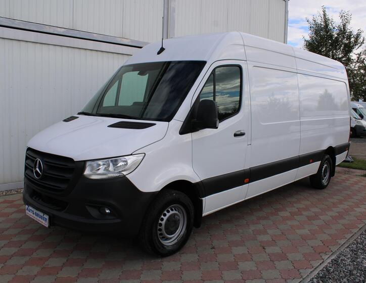Mercedes-Benz Sprinter 1