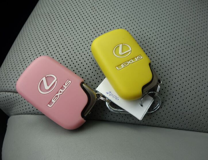 Lexus IS 220 29