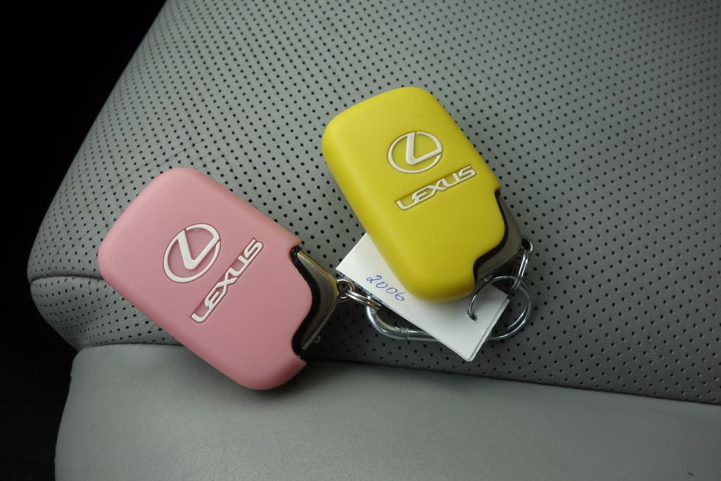 Lexus IS 220