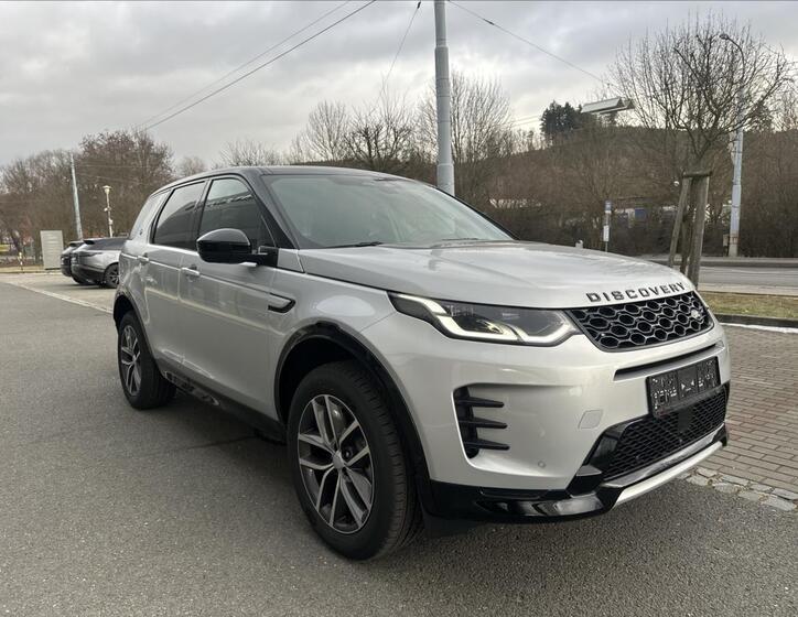 Land Rover Discovery Sport 5