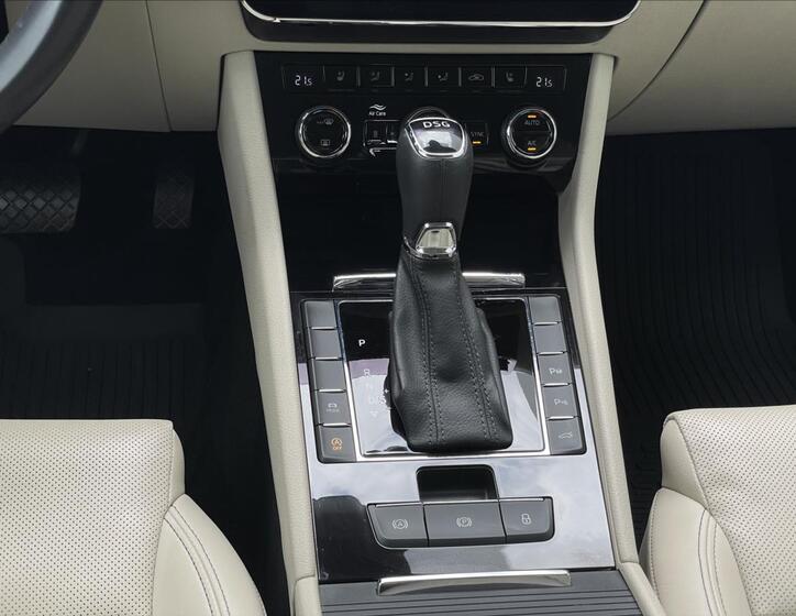 Škoda Superb 13