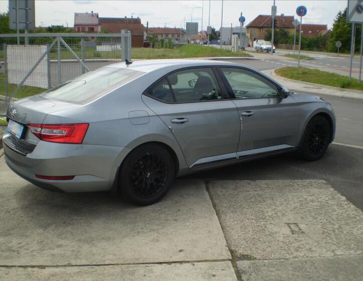 Škoda Superb 6