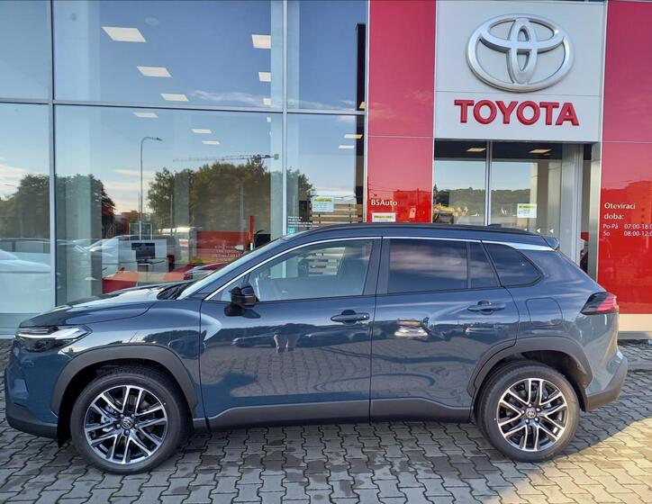 Toyota Corolla Cross 3