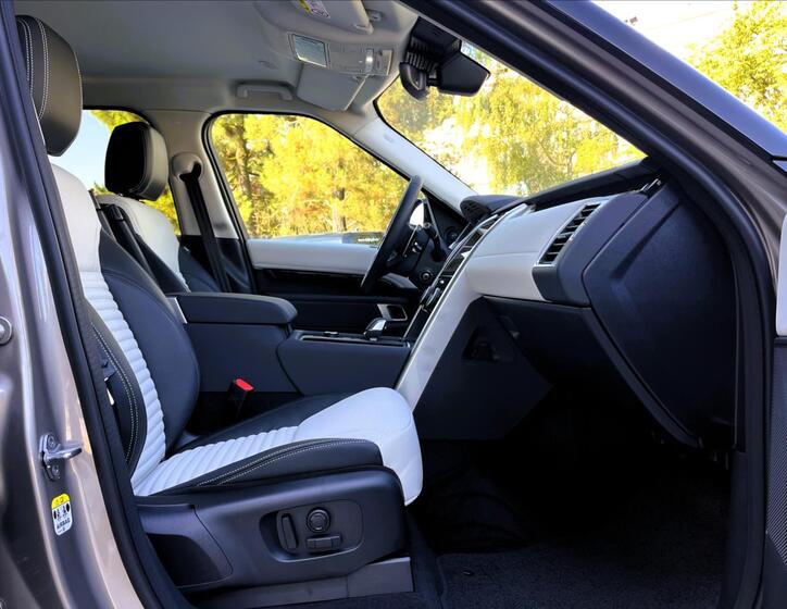 Land Rover Discovery 37