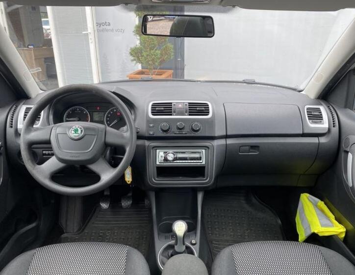 Škoda Roomster 12
