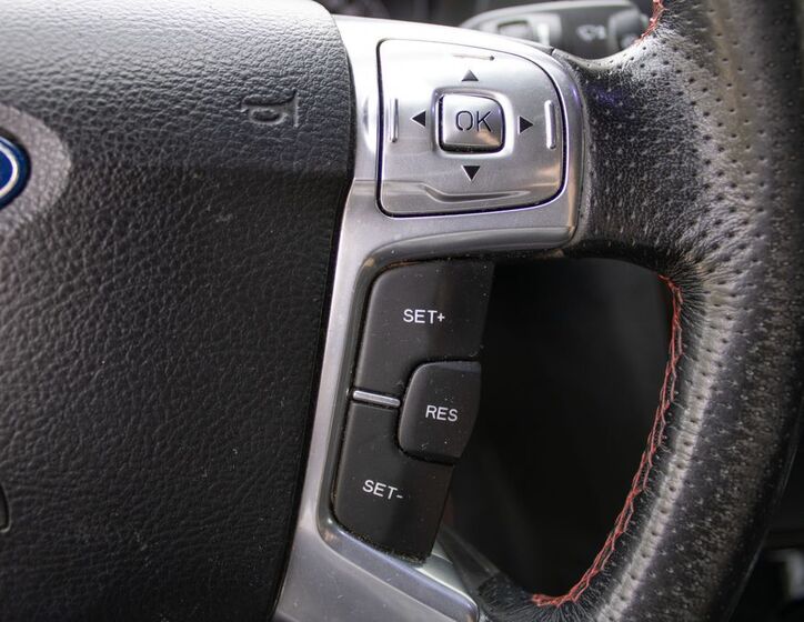 Ford Mondeo 17
