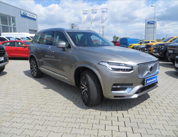 Volvo XC90 9