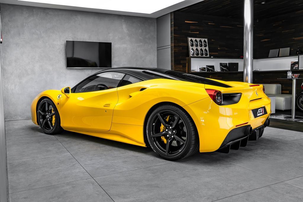 Ferrari 488