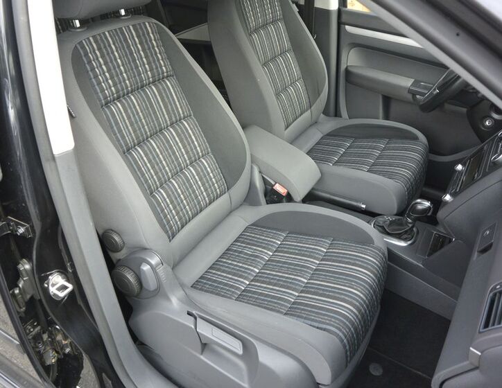 Volkswagen Touran 32