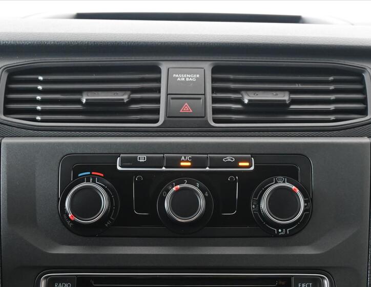 Volkswagen Caddy 19