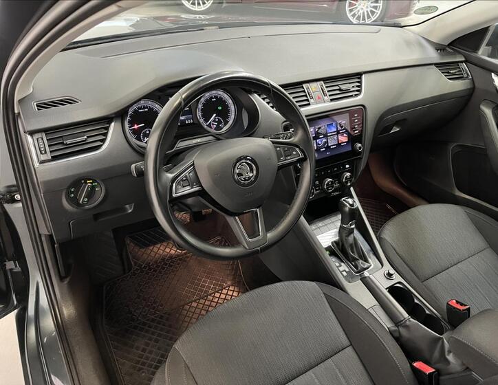 Škoda Octavia 6