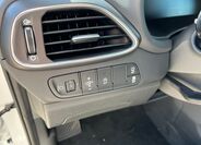 Hyundai i30 26
