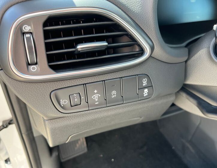 Hyundai i30 26