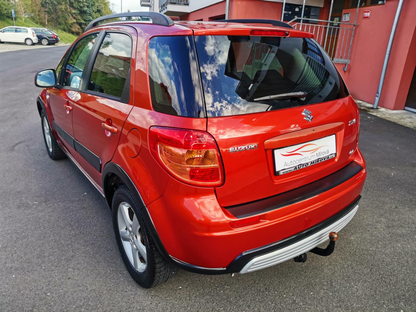 Suzuki SX4