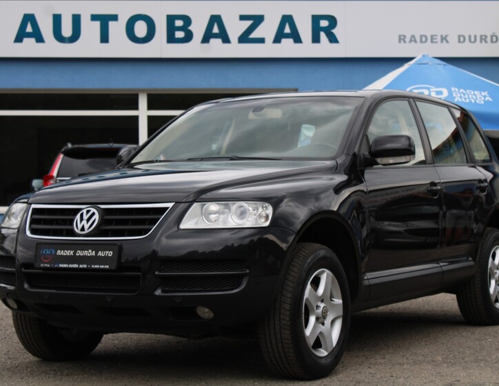 Volkswagen Touareg 1
