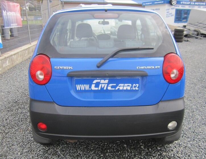 Chevrolet Spark 5