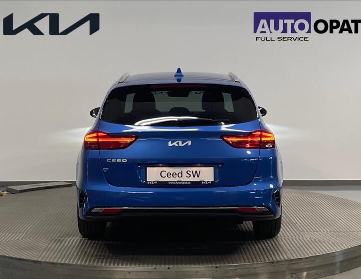 KIA Ceed 4