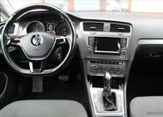 Volkswagen Golf 9