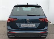 Volkswagen Tiguan 8