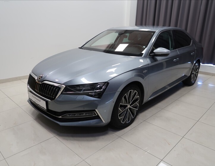 Škoda Superb 1