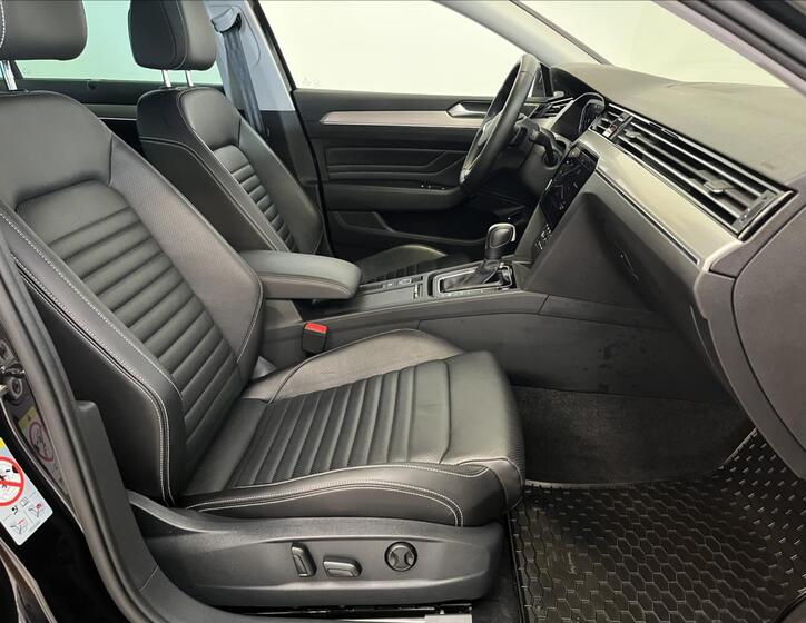 Volkswagen Passat 24