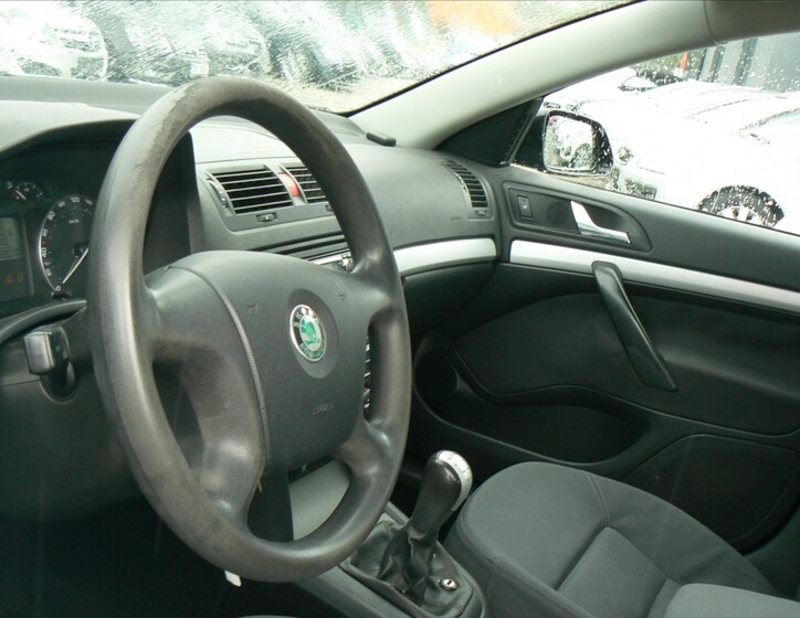 Škoda Octavia 11
