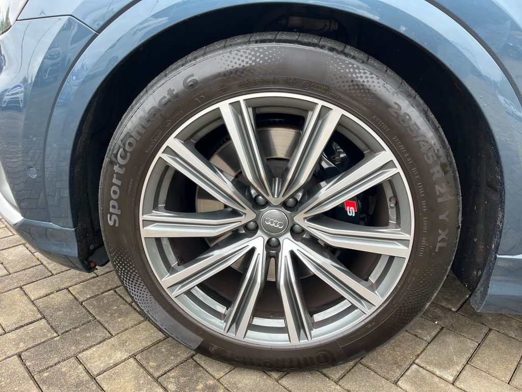 Audi SQ8