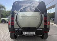 Land Rover Defender 9