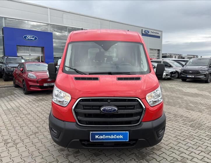Ford Transit 8
