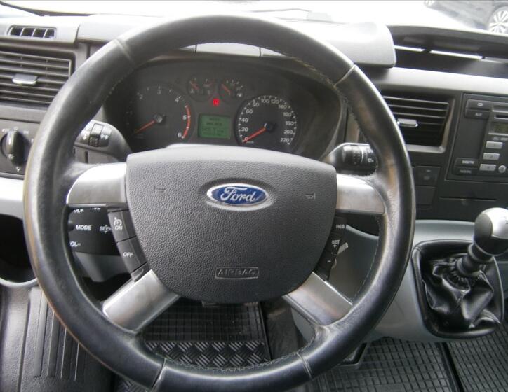 Ford Transit 13