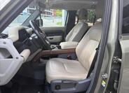 Land Rover Defender 8