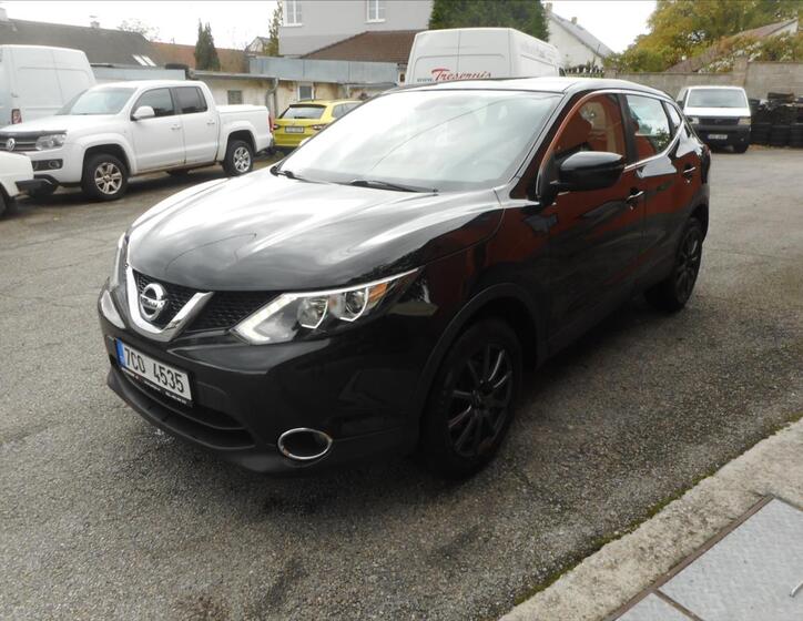 Nissan Qashqai 1