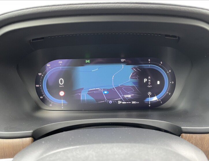 Volvo V90 12