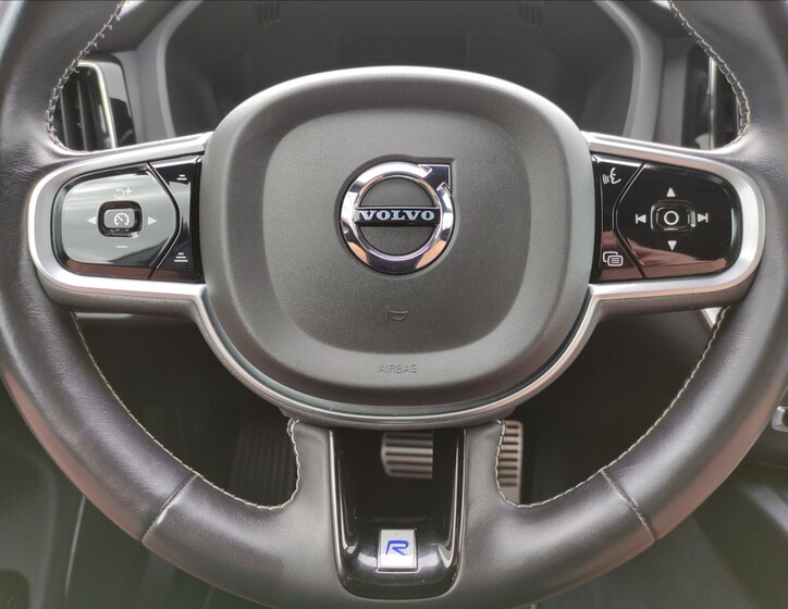 Volvo XC60 10