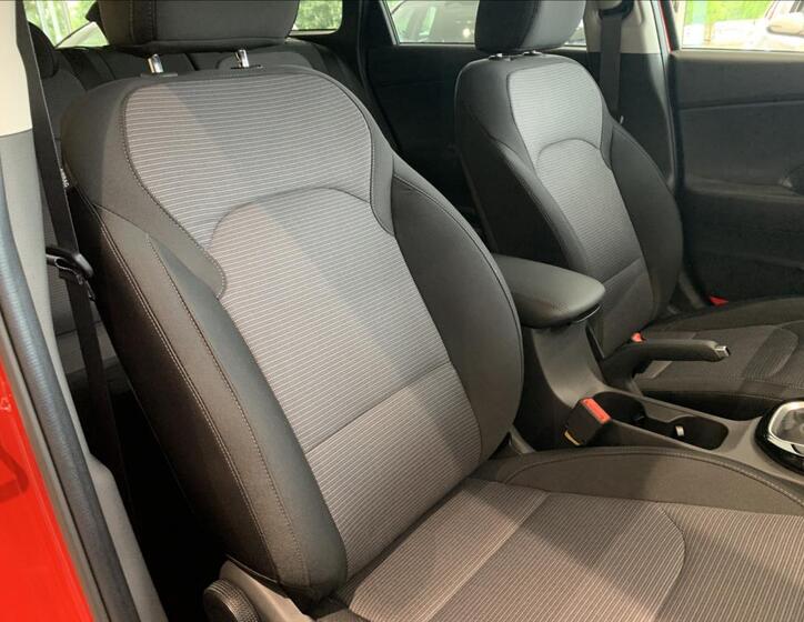 Hyundai i30 38