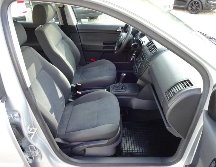 Volkswagen Polo 29