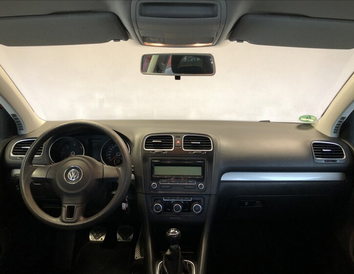 Volkswagen Golf 13
