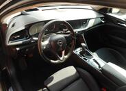 Opel Insignia 9