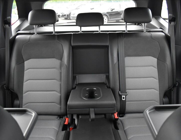 Volkswagen Tiguan Allspace 21