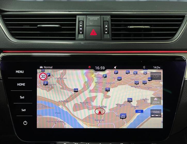 Škoda Superb 14