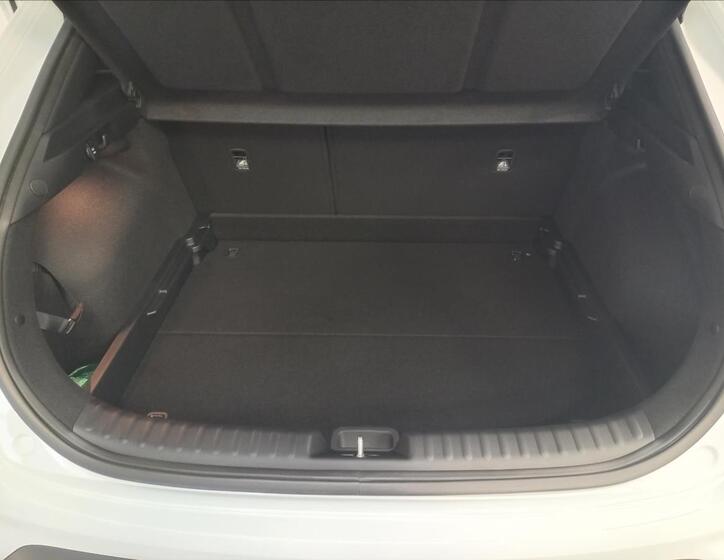 KIA XCeed 6