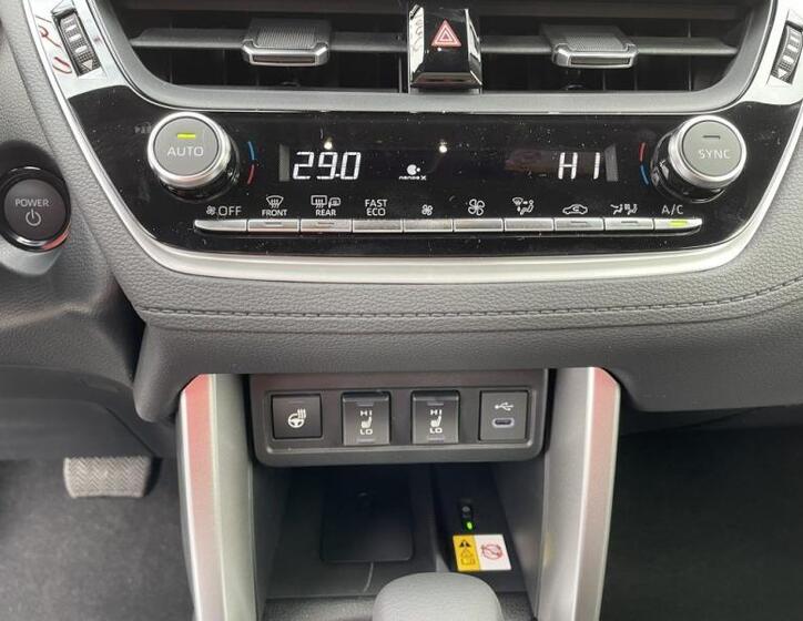 Toyota Corolla Cross 25