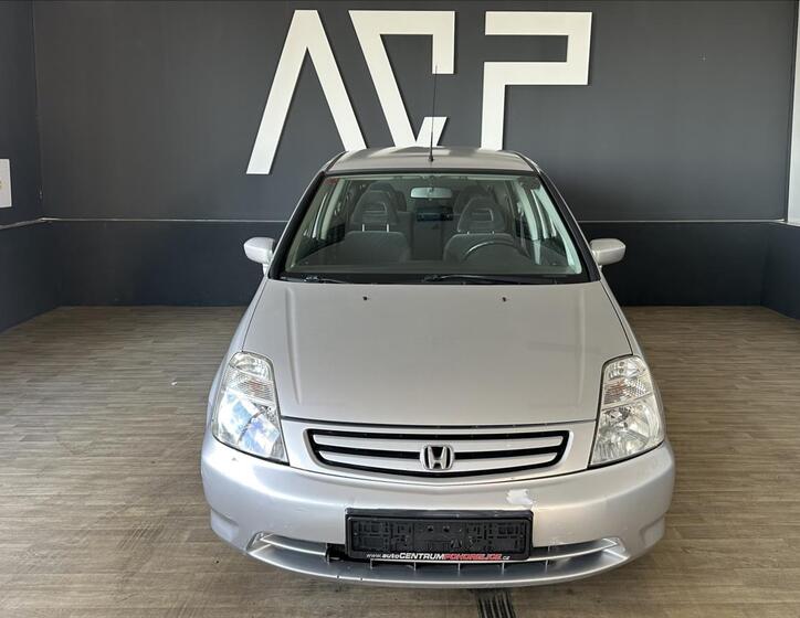 Honda Stream 3