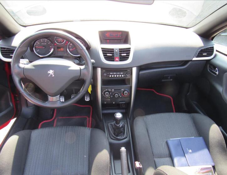 Peugeot 207 23