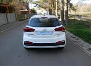 Hyundai i20 8